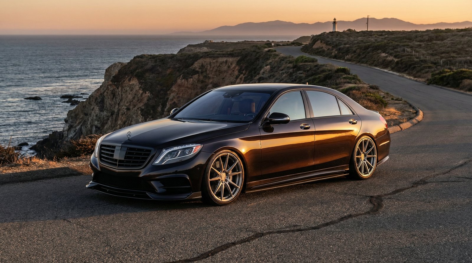 蜜桃视频轿车视频社区